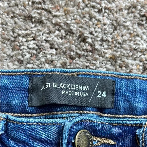 Buckle “ just black” wide leg ankle length size 24 new without tags denim - Picture 2 of 4